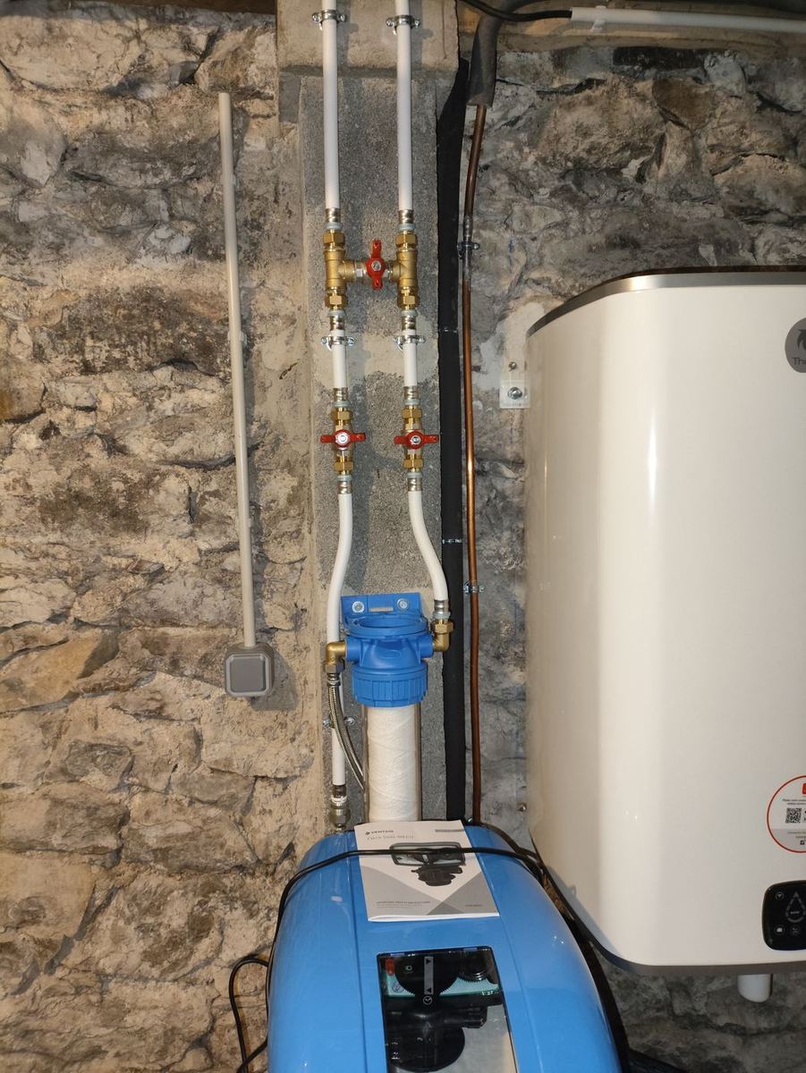 Wasserenthärter und Filtration – Installation mit Filter und Bypass